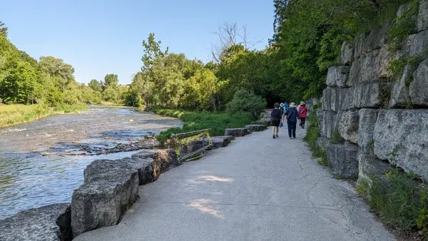 Morning Hike at Erindale Park